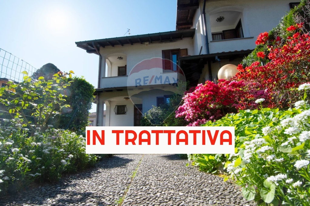 Villa a schiera in Via Monte Generoso, Vedano Olona, 3 locali, 2 bagni