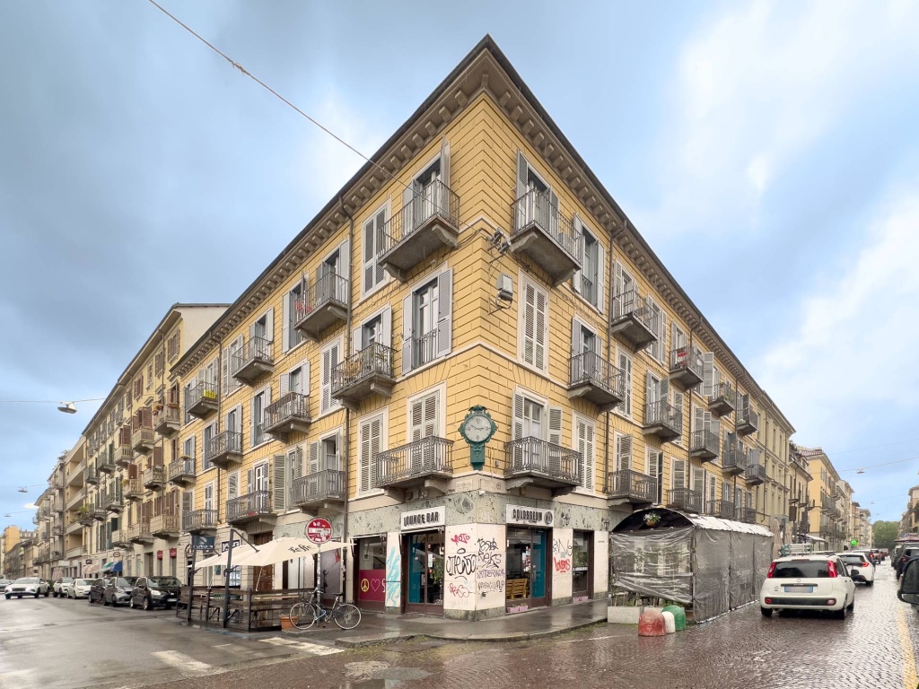 Bilocale in Via Giulia Di Barolo, Torino, 1 bagno, 82 m², 1° piano