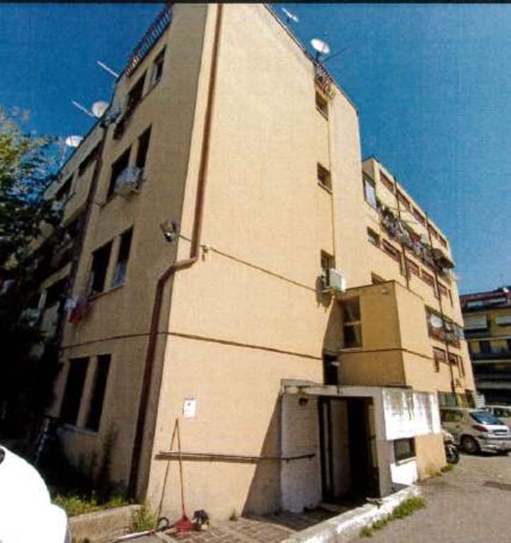 Bilocale in Via Altichieri Da Zevio 61, Padova, 1 bagno, 45 m²