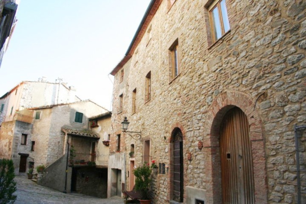 Casa indipendente in Via Cavour, Castelnuovo di Val di Cecina, 3 bagni
