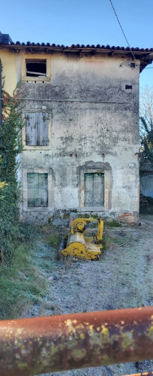 Rustico in Via CA' DELL'ALBERA 12, Verona, 240 m², aria condizionata