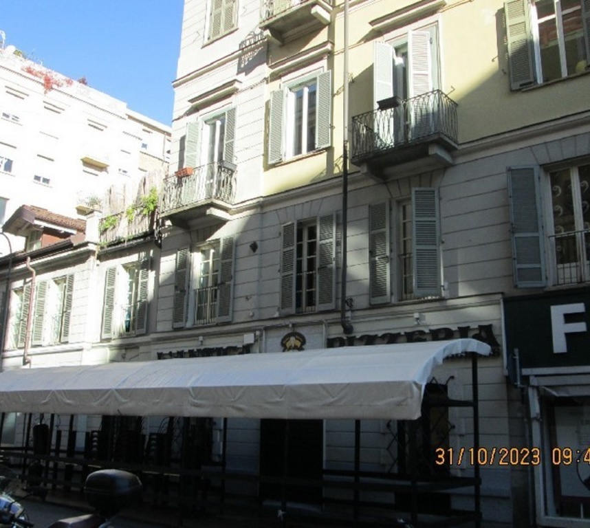 Bilocale in Via XX Settembre 5, Torino, 1 bagno, 80 m², 1° piano