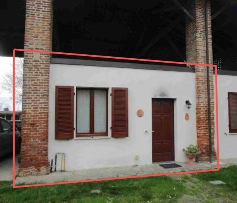 Quadrilocale in Via Case Nuove Dè Canonici 501, Pavia, 1 bagno, 81 m²
