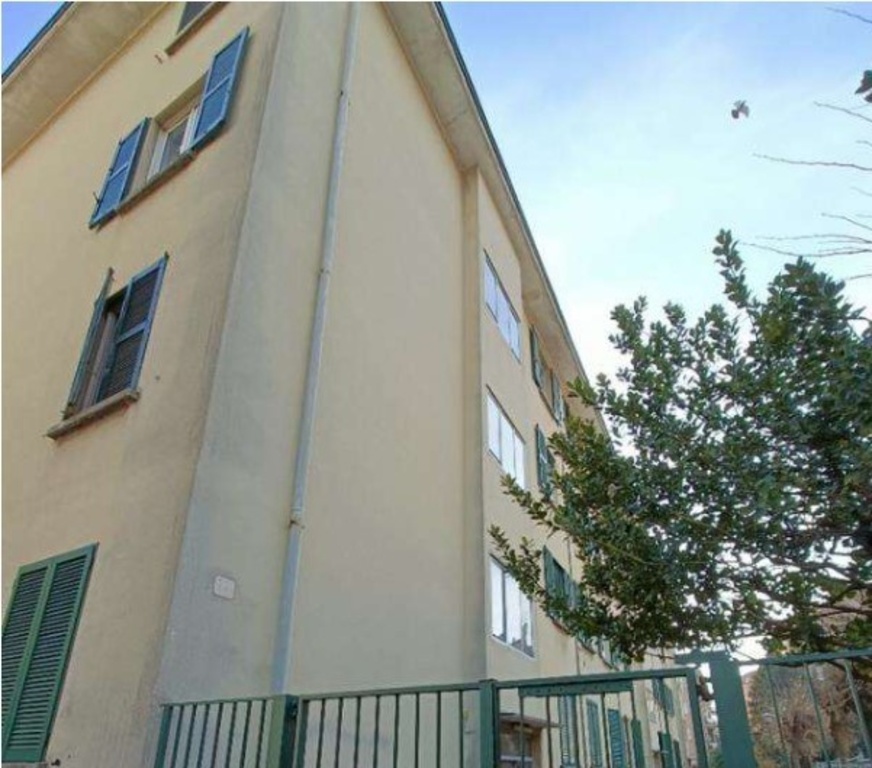 Quadrilocale in Via Domenico Pino 10, Como, 1 bagno, 48 m², 3° piano