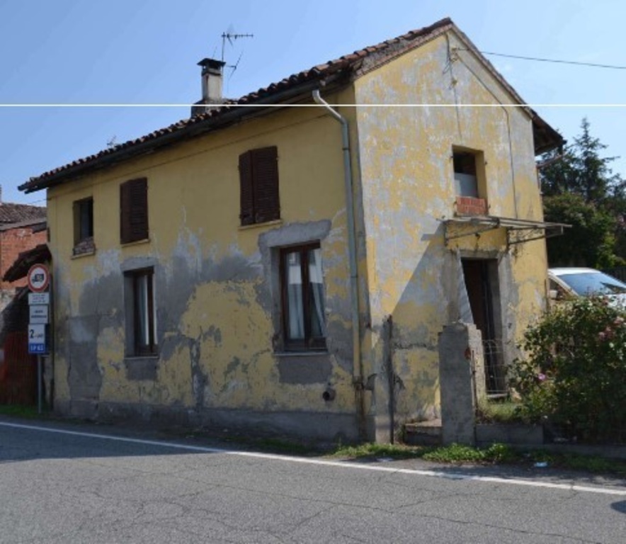Villa a schiera in Via Roma 14, Castelletto Monferrato, 4 locali