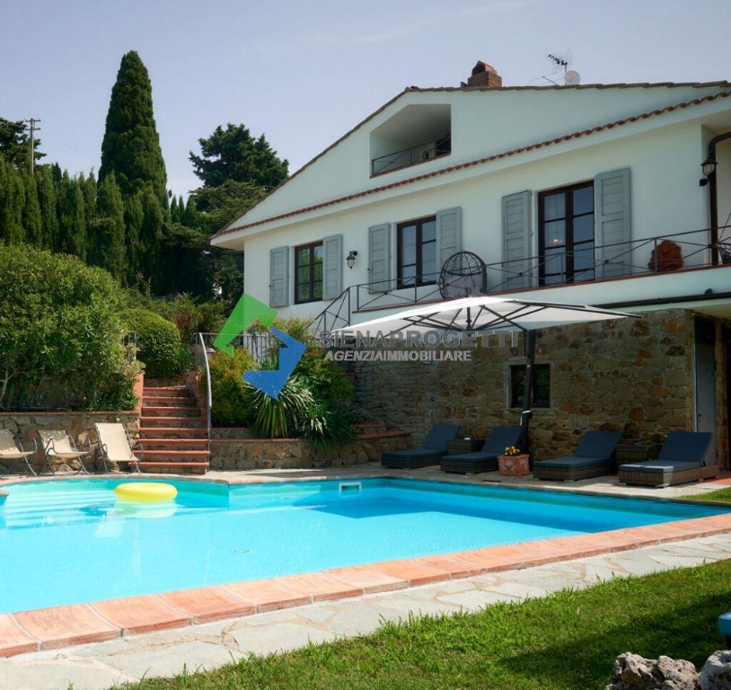 Villa a Greve in Chianti, 8 locali, 3 bagni, arredato, 250 m²