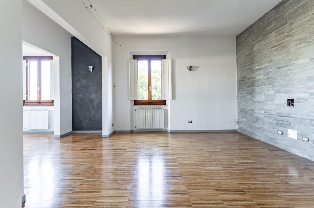 Quadrilocale a Empoli, 2 bagni, 105 m², 2° piano in vendita