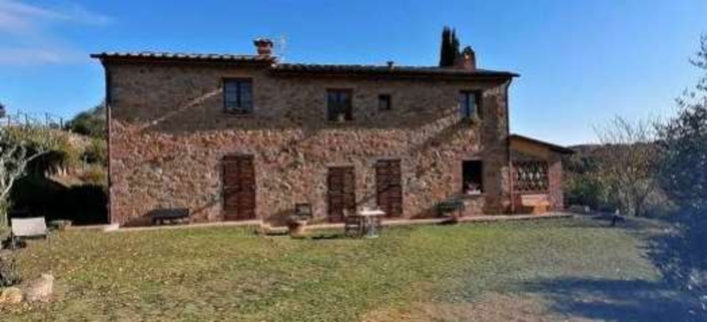 Porzione di casa in Via Vallibonci, Montaione, 8 locali, 123 m²
