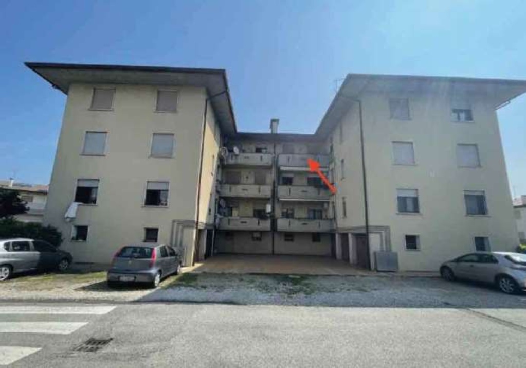 Appartamento in Via degli Alpini 9, Montegaldella, 6 locali, 1 bagno