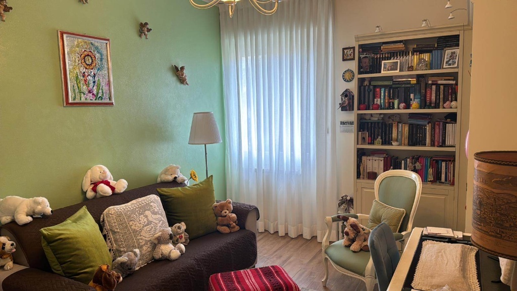 Appartamento a Pistoia, 6 locali, 1 bagno, 87 m², 2° piano in vendita