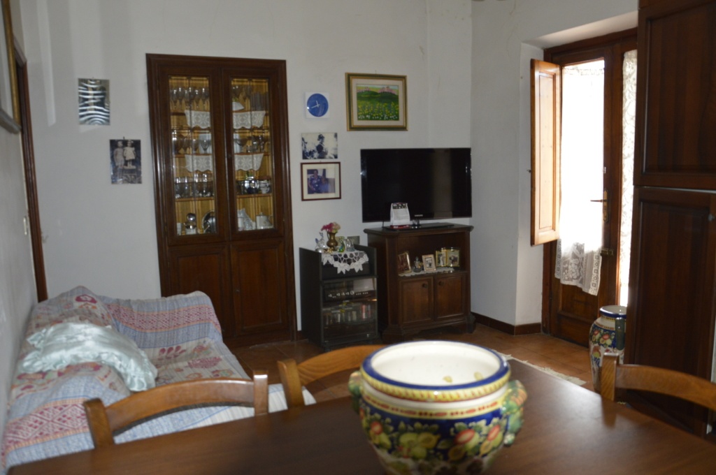 Casa semindipendente in Via Pisana, Lucca, 4 locali, 1 bagno, garage