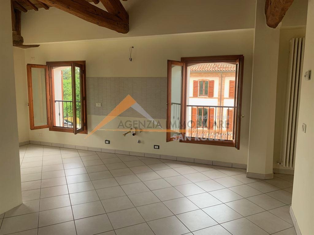 Monolocale a Ravenna, 1 bagno, 45 m², 1° piano, porta blindata