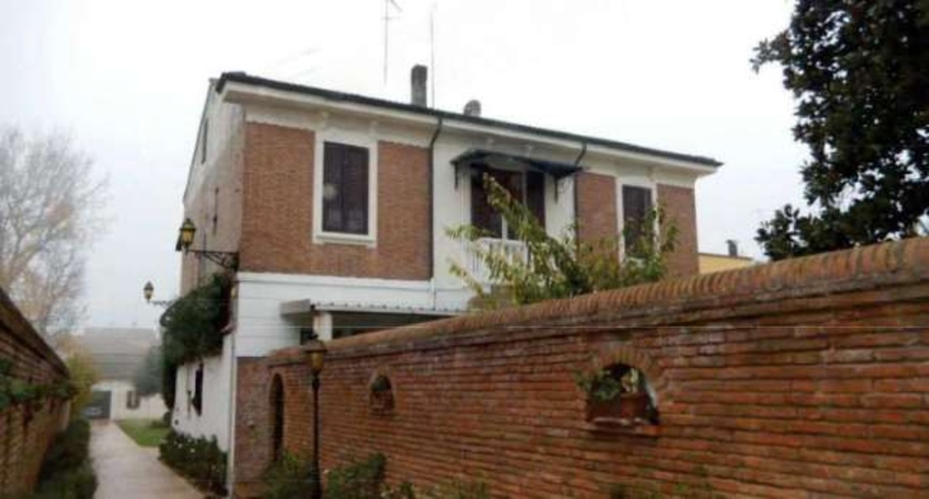 Villa in Via Piangipane, Ferrara, 6 locali, 168 m² in vendita