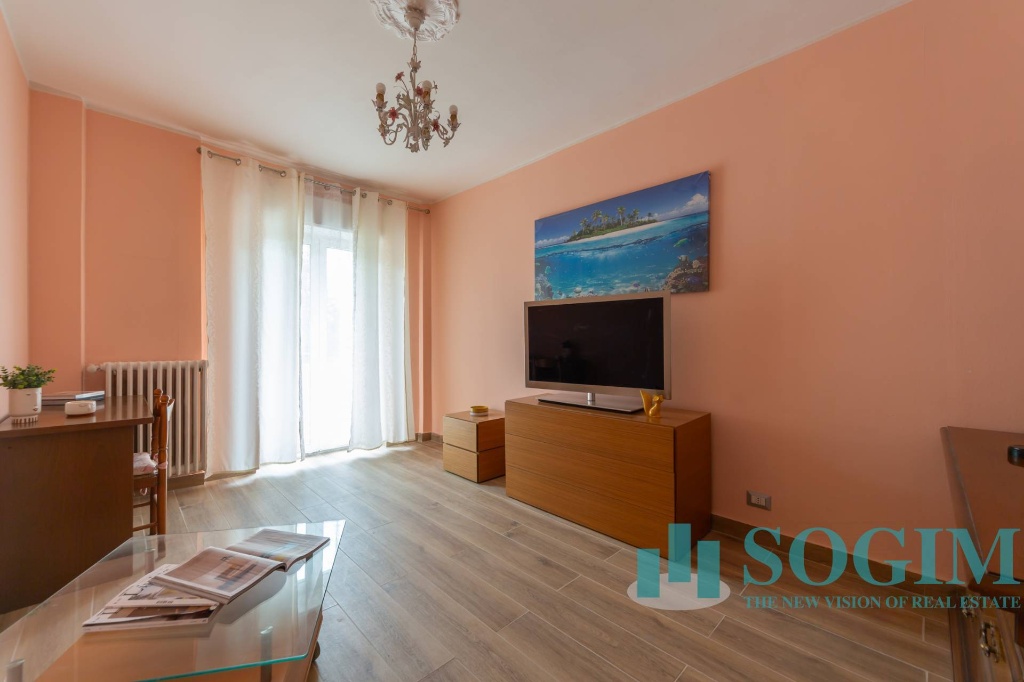 Monolocale in Viale Romagna, Cinisello Balsamo, 1 bagno, 43 m²