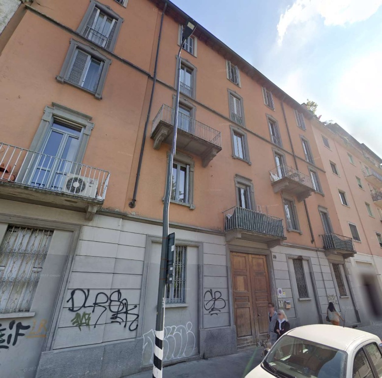 Palazzo in Via Conte Verde 27, Milano, 2 locali, 2 bagni, 57 m²
