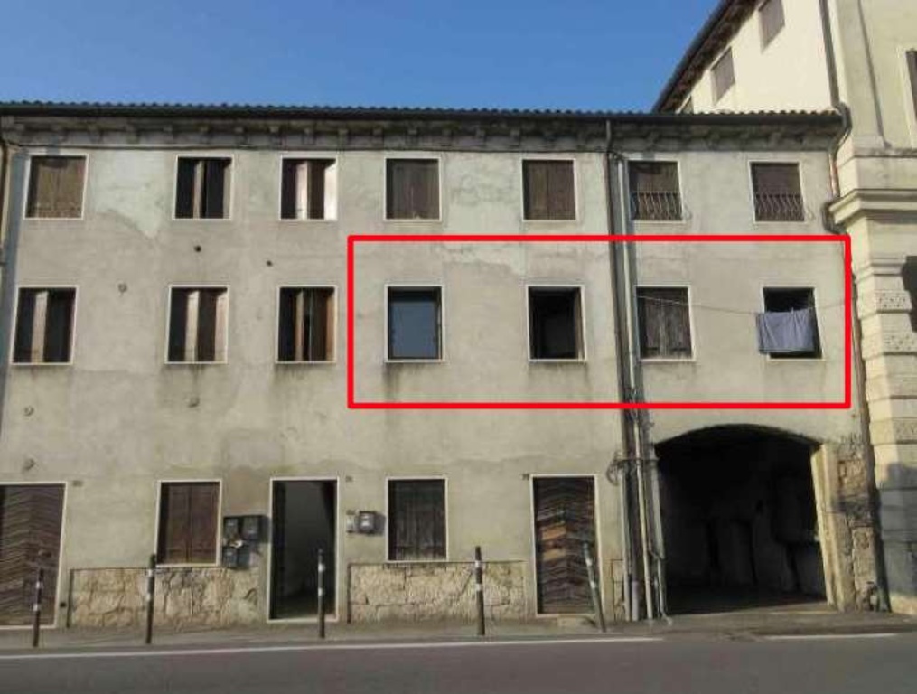 Quadrilocale in Viale Riviera Berica, Vicenza, 1 bagno, 82 m²