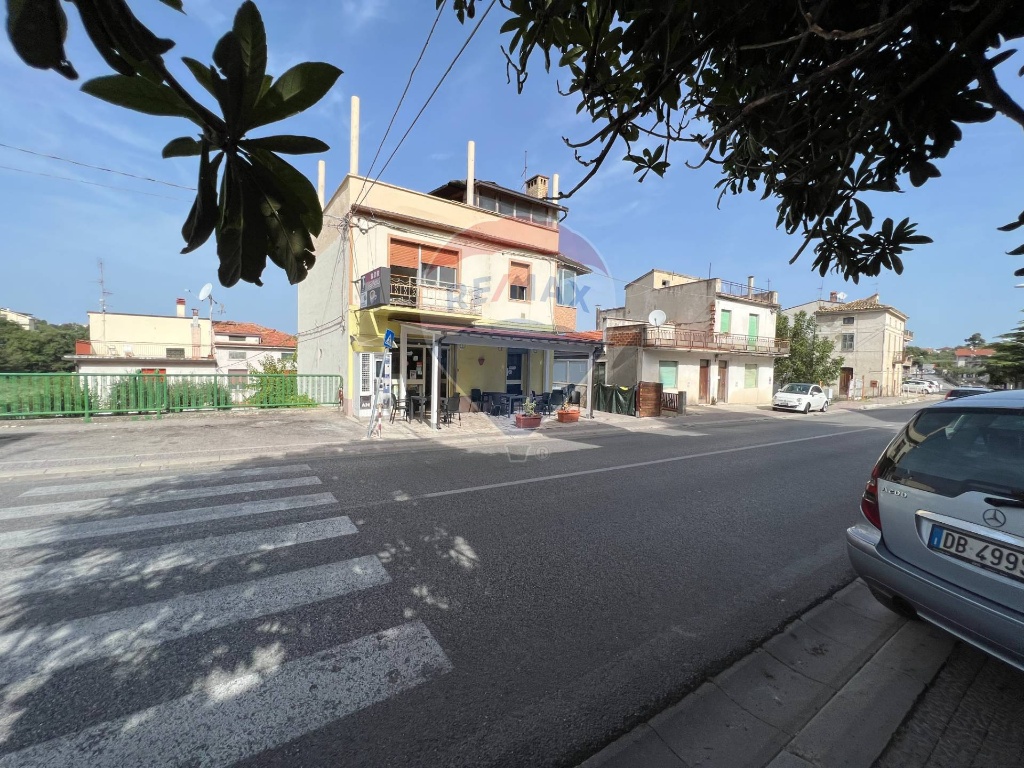 Casa indipendente in Via San Rocco, Castel Frentano, 8 locali, 3 bagni