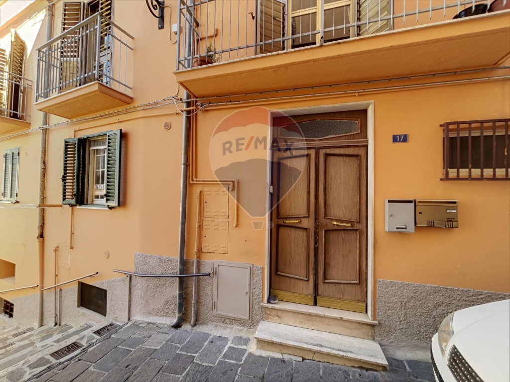 Appartamento in Via Belvedere, Atessa, 6 locali, 1 bagno, 125 m²