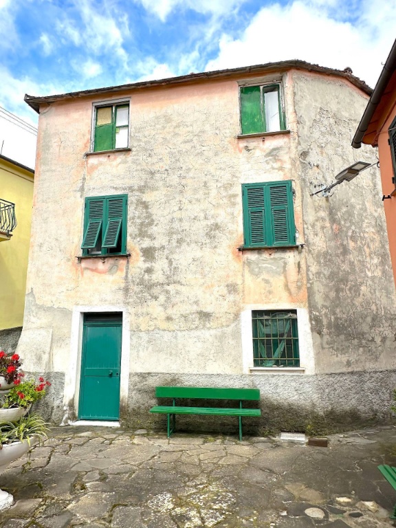 Casa semindipendente in Frazione Passano, Deiva Marina, 8 locali