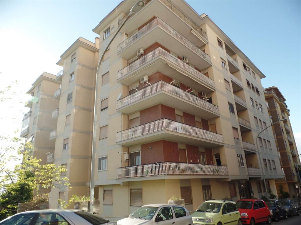 Appartamento in VIA FIRENZE 71, Frosinone, 6 locali, 2 bagni, garage