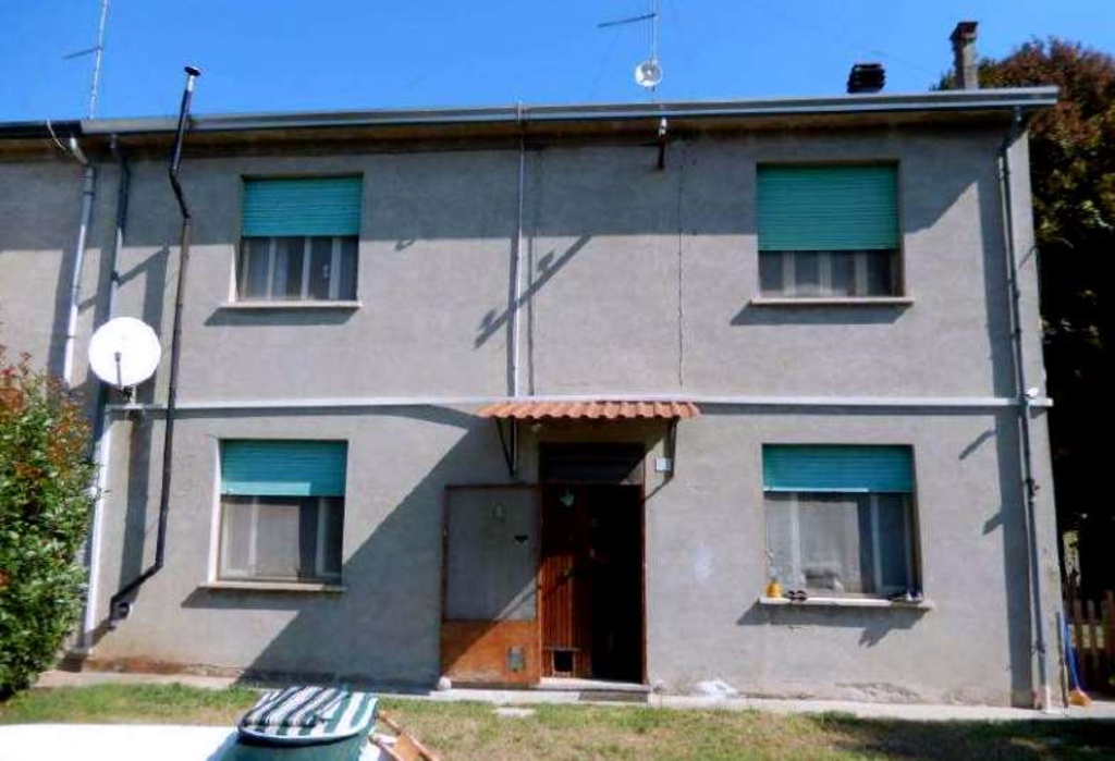 Casa indipendente in Via Trombona di Serravalle, Riva del Po, 179 m²