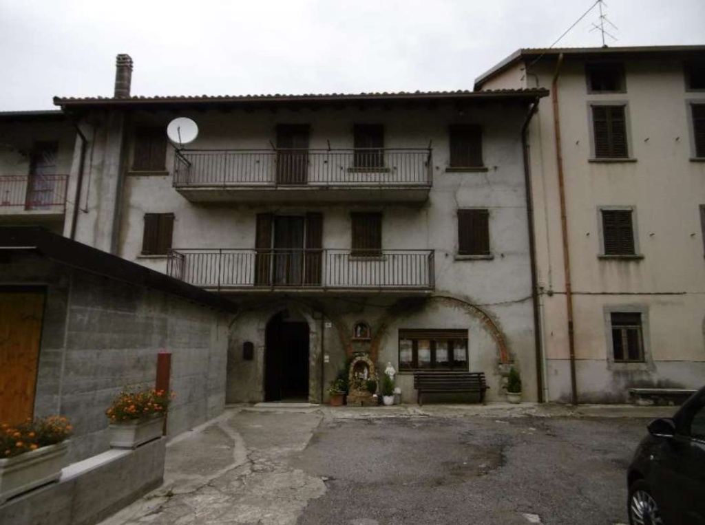 Appartamento in Via Pratomano, Sedrina, 6 locali, 135 m² in vendita