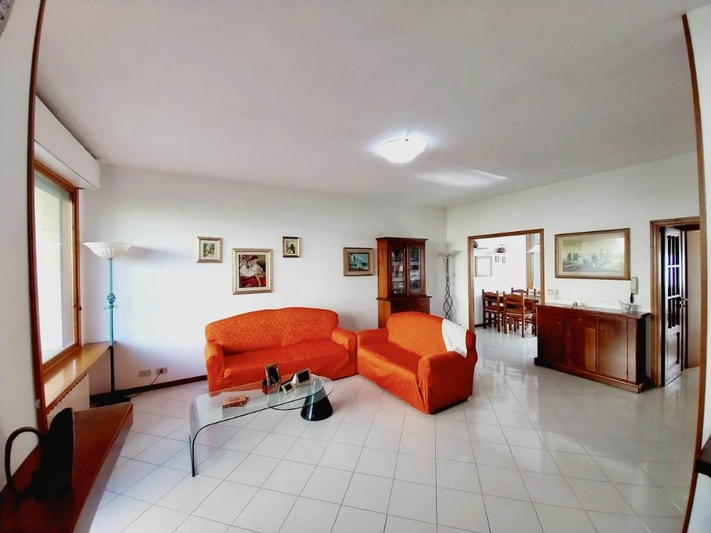Villa a schiera a Rufina, 5 locali, 2 bagni, 120 m², terrazzo