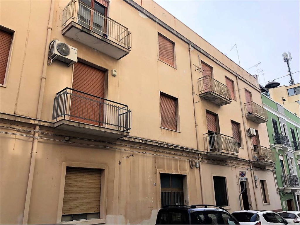 Quadrilocale in Via Gallipoli 14, Brindisi, 1 bagno, 140 m² in vendita