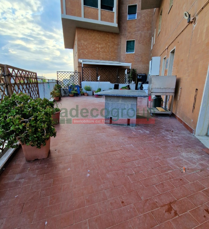 Appartamento in Via Montebello, Livorno, 5 locali, 2 bagni, 105 m²