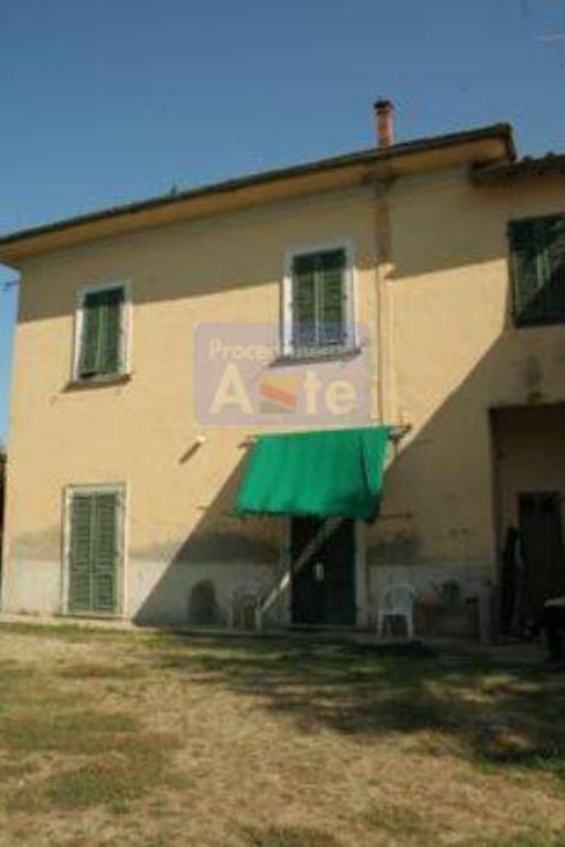 Villa singola in Via Valsesia, Empoli, 9 locali, 2 bagni, 300 m²