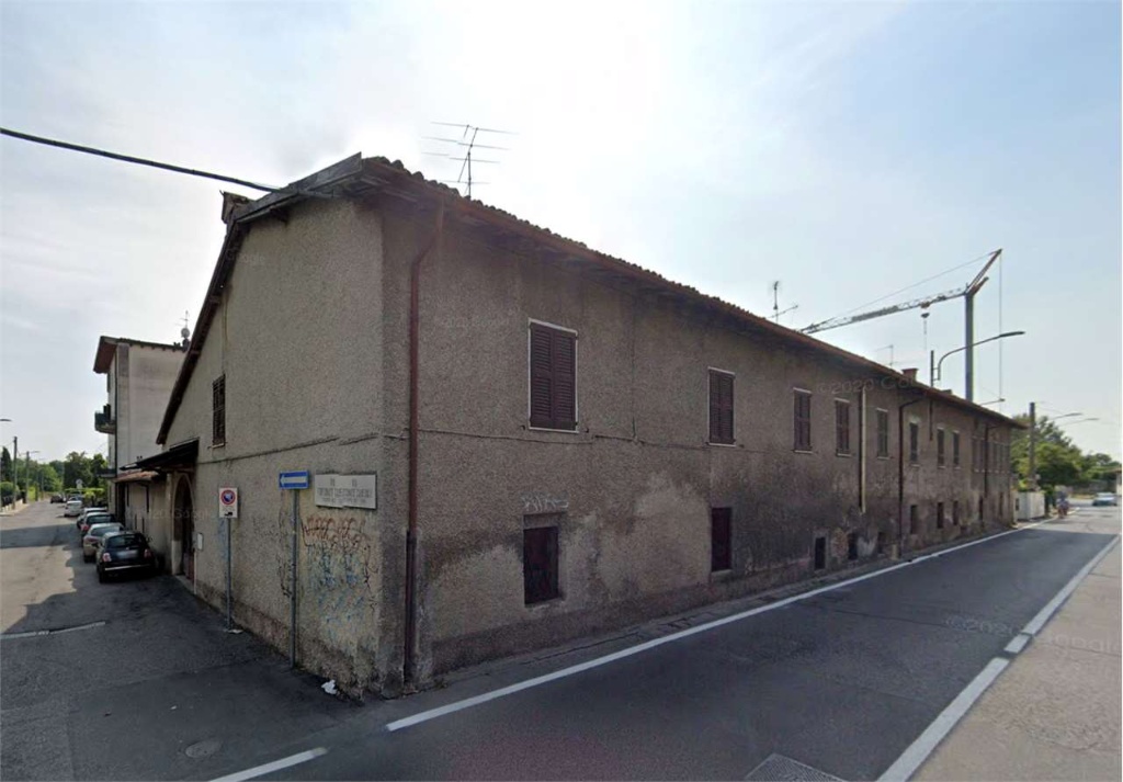 Bilocale in Via F. Canevali 31, Brescia, 1 bagno, 62 m², buono stato