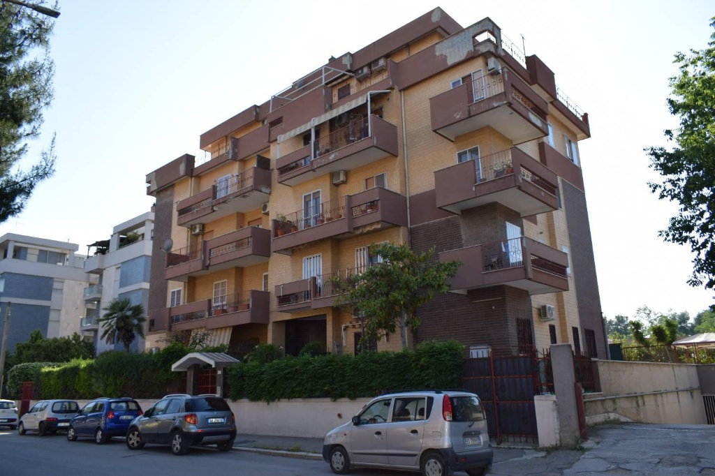 Appartamento in VIA carlo baffi 4, Foggia, 5 locali, 2 bagni, 125 m²
