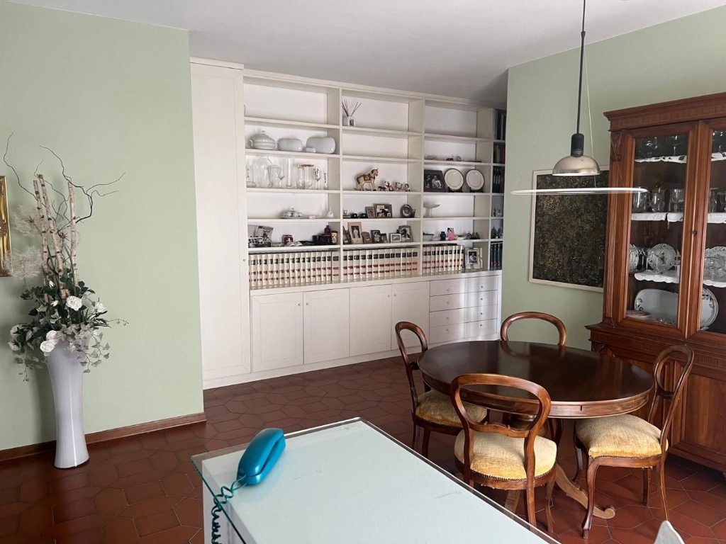 Porzione di casa a Castelfranco di Sotto, 7 locali, 2 bagni, 250 m²