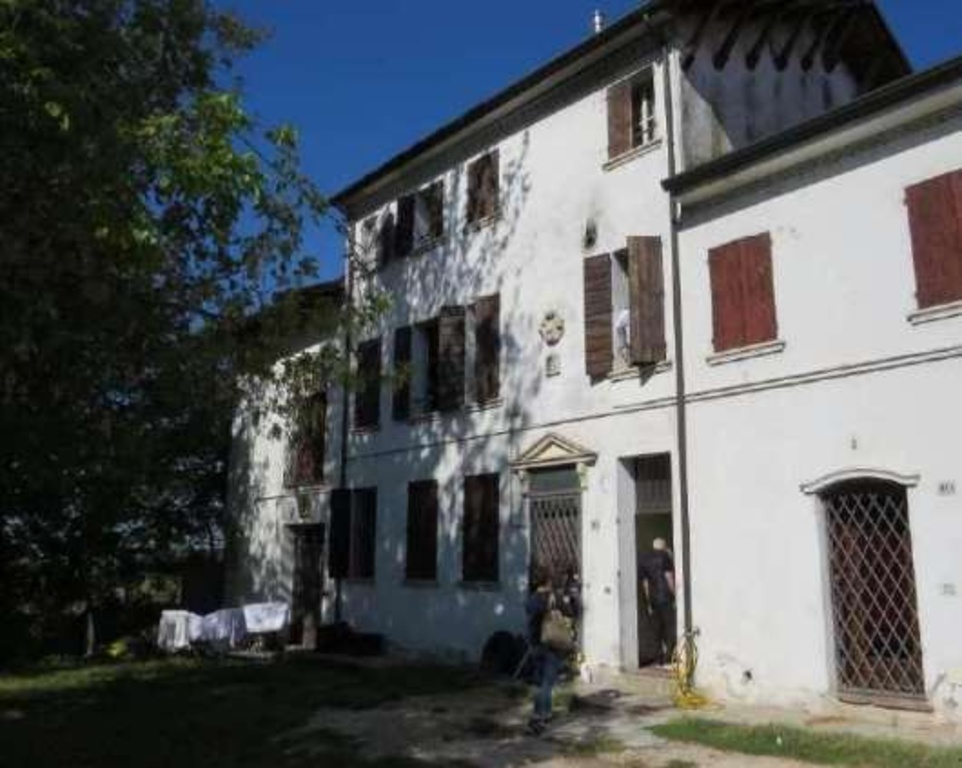 Casa indipendente in Via Isolella, Cerea, 5 locali, 108 m² in vendita