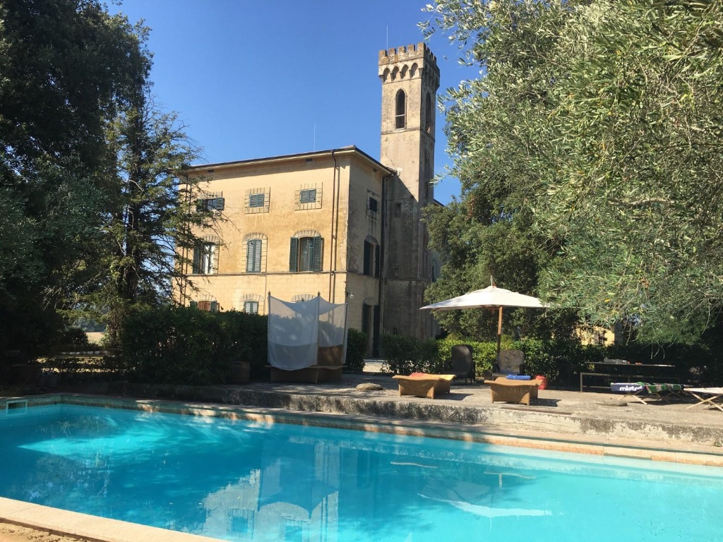 Villa a Collesalvetti, 36 locali, 7 bagni, giardino privato, 2000 m²