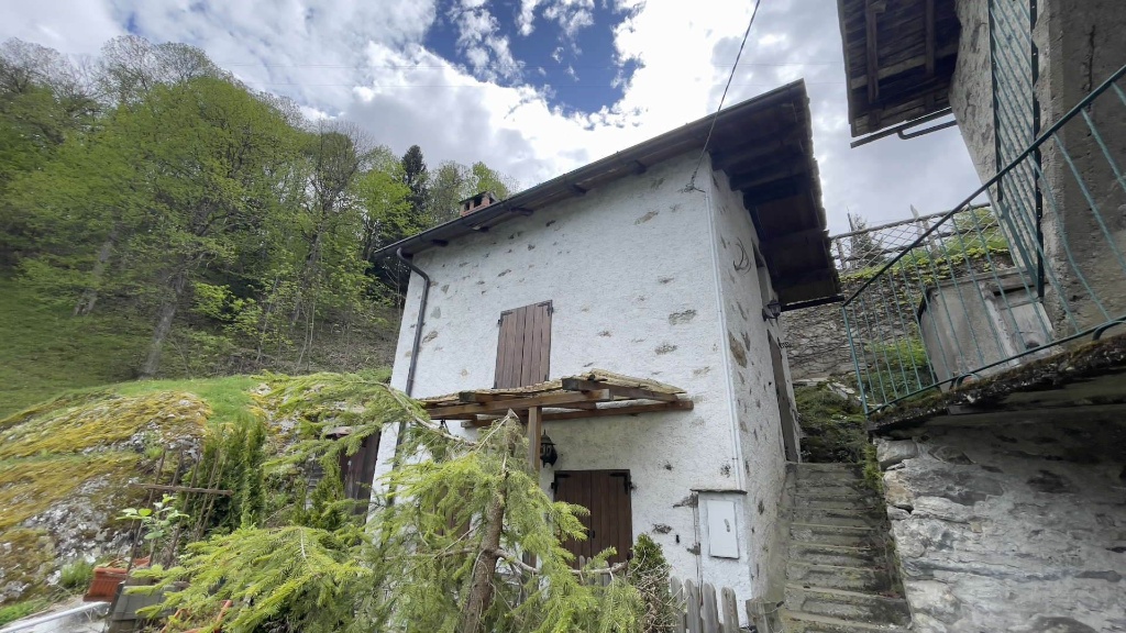 Rustico in VIA PRESTINE, Ponte in Valtellina, 3 locali, 1 bagno, 57 m²