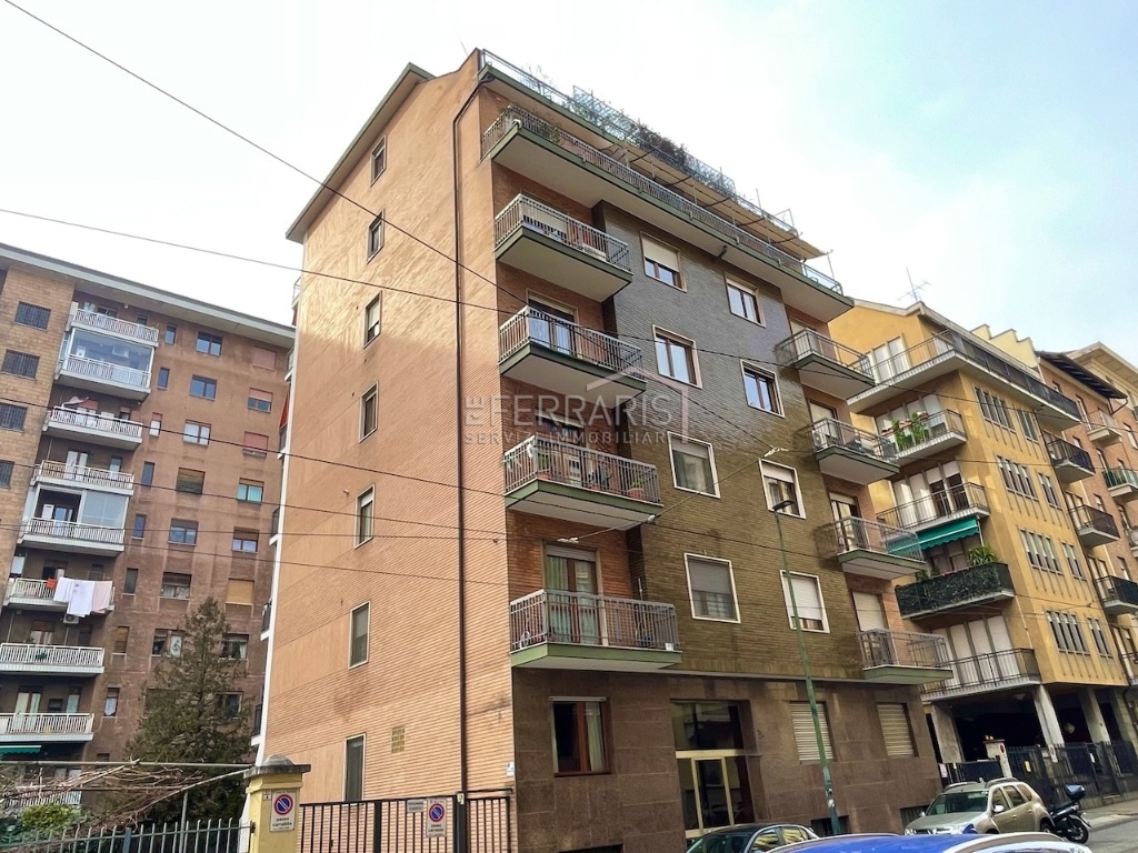 Quadrilocale in Via Barrili, Torino, 2 bagni, arredato, 106 m²