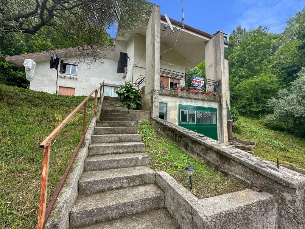 Villa a schiera in Via Ugo Foscolo 100, Cividale del Friuli, 8 locali