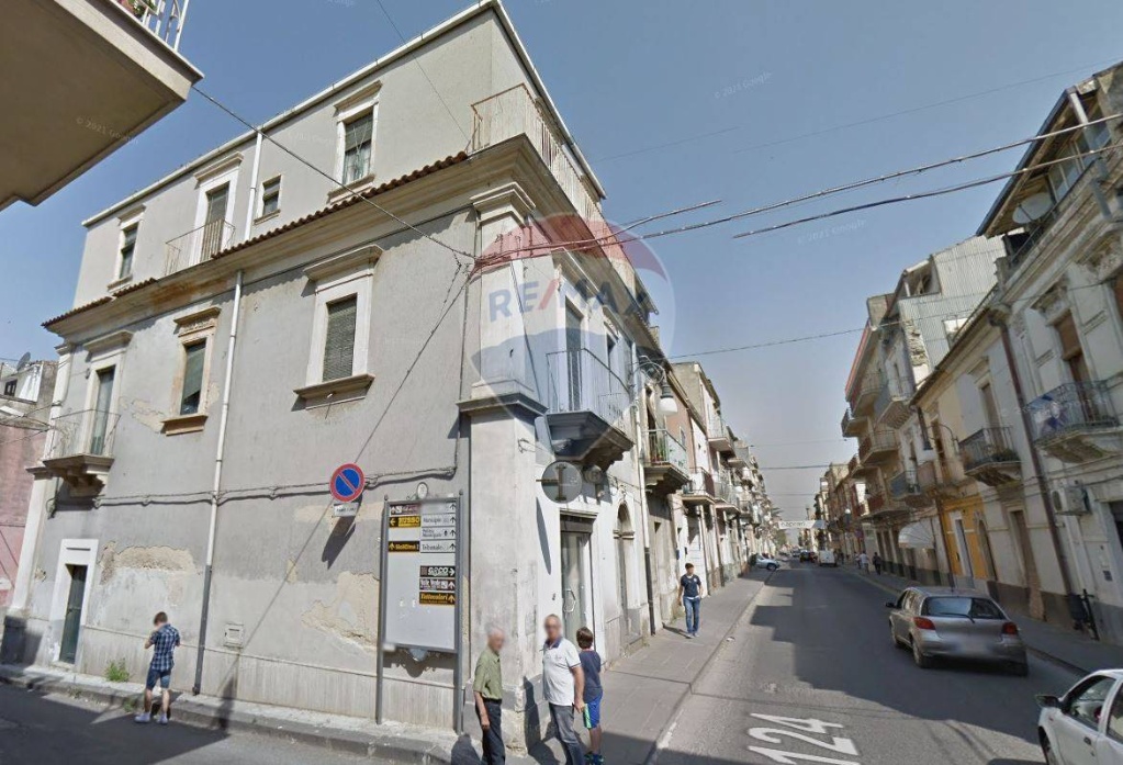 Casa indipendente in Corso Vittorio Emanuele, Grammichele, 8 locali