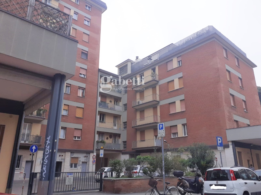Monolocale in Via Giovanni Antonio Sacco 0, Bologna, 1 bagno, arredato
