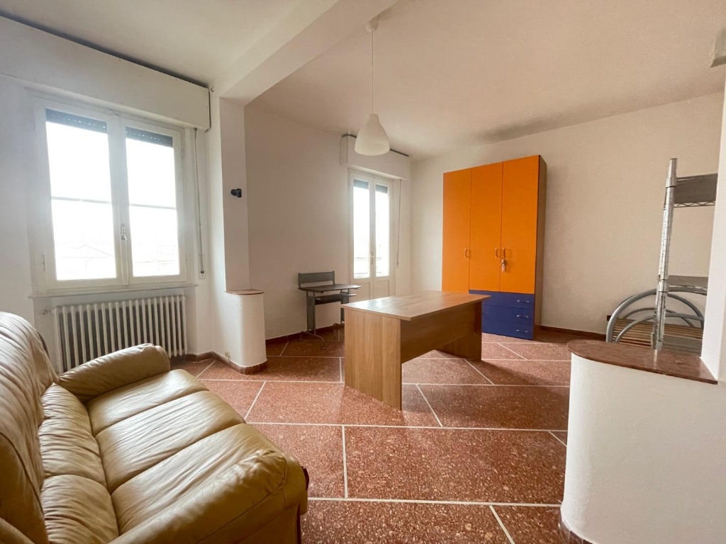 Quadrilocale a Pisa, 1 bagno, 90 m², 2° piano, buono stato in vendita