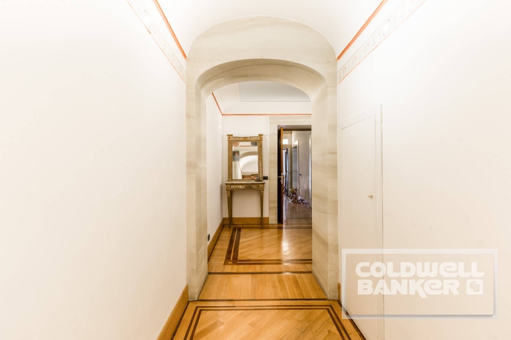 Loft in Via del Vantaggio, Roma, 3 locali, 2 bagni, 95 m², 2° piano