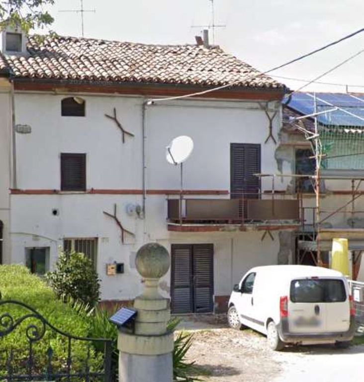 Palazzo in Strada provinciale Arceviese - frazione Vallone 9, 208 m²