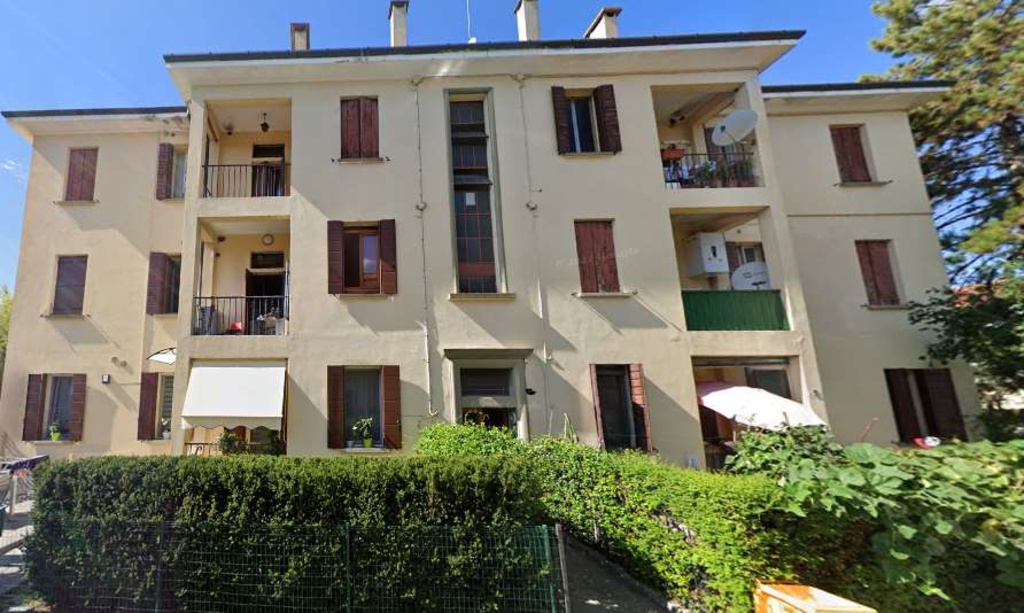 Appartamento in Via Antonio Zanchi, Treviso, 6 locali, 1 bagno, 91 m²