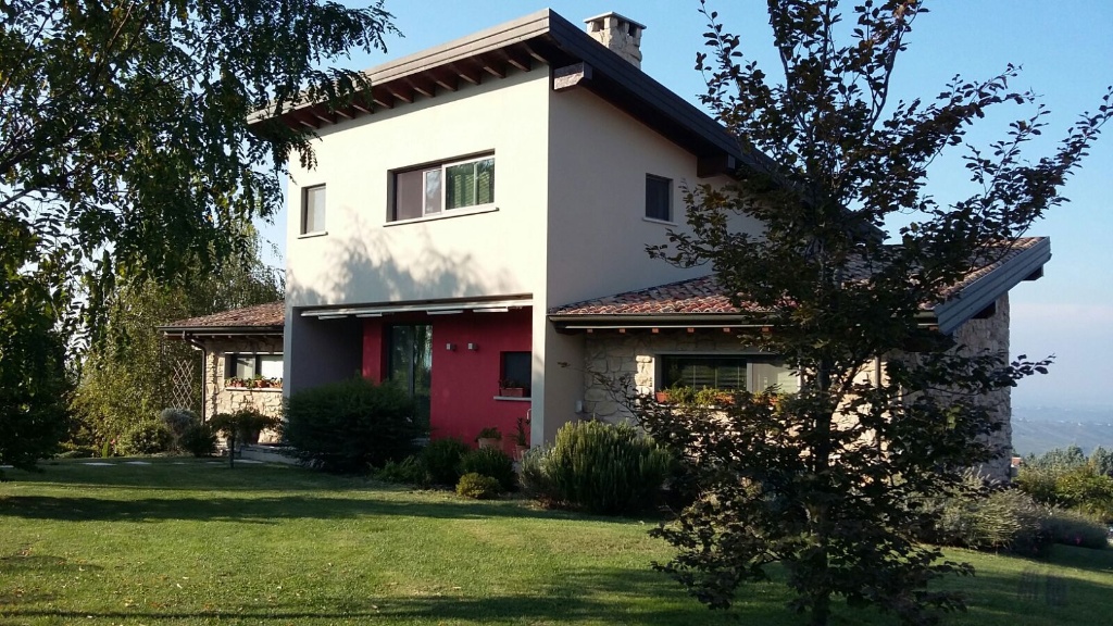 Villa a Ziano Piacentino, 4 locali, 3 bagni, giardino privato, 248 m²