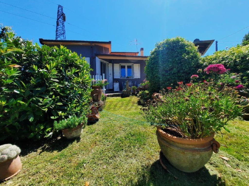 Villa in Via Pisana Livornese, Castellina Marittima, 4 locali, 1 bagno