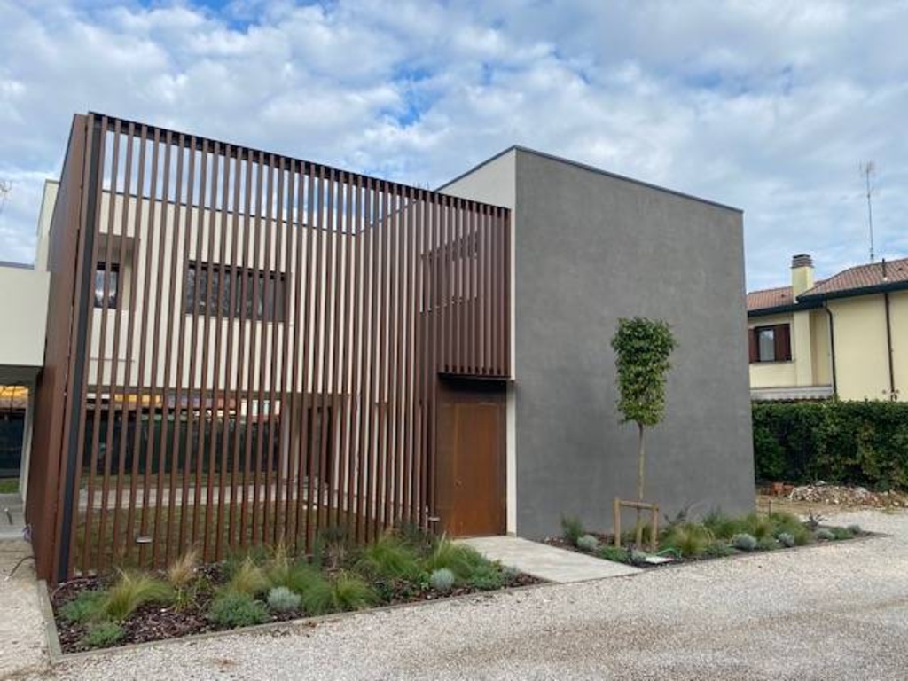 Villa singola in Via pasqualigo, Venezia, 5 locali, 3 bagni, con box