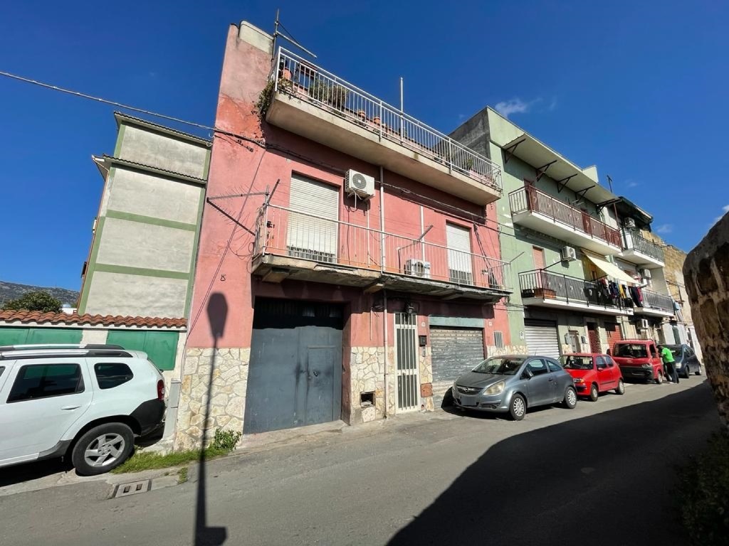Appartamento in Via Badia, Palermo, 6 locali, 2 bagni, 158 m²