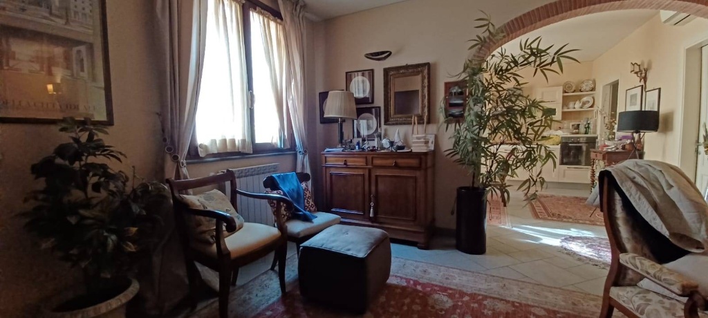 Villa a schiera a Pistoia, 5 locali, 2 bagni, 120 m², ottimo stato