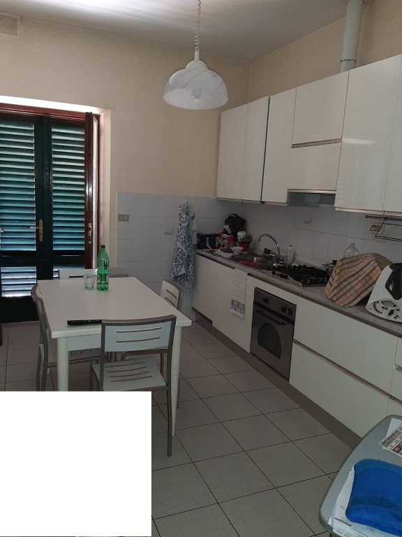 Casa indipendente a Monsummano Terme, 5 locali, 2 bagni, 145 m²
